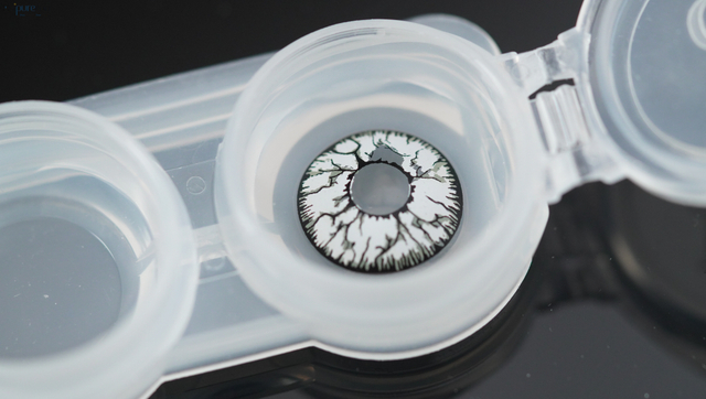 Haipurecon Cosplay contact lens White Crack 14.5 mm 
